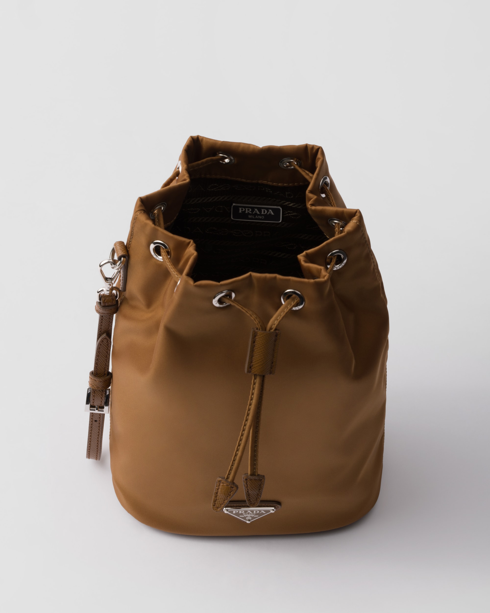 Re-Nylon pouch - Image 5